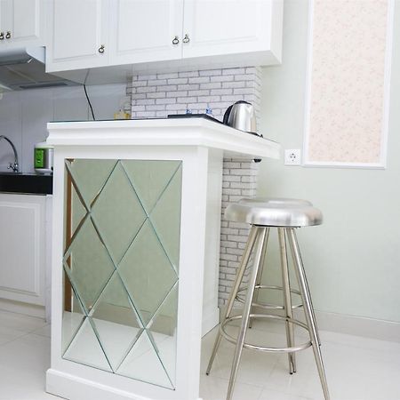 Spacious 1Br Dago Suites Apartment By Travelio 반둥 외부 사진