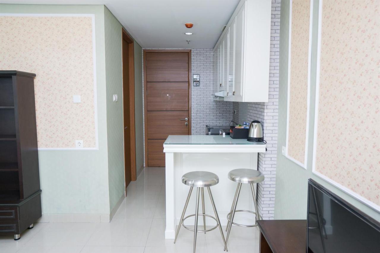 Spacious 1Br Dago Suites Apartment By Travelio 반둥 외부 사진
